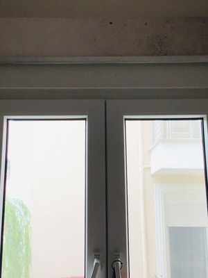 Kitchen window roller blind with bread theme like new