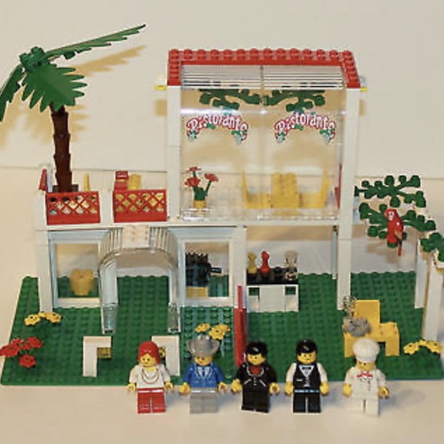 Lego 6376 Breezeway Cafe used vintage set with box and instructions