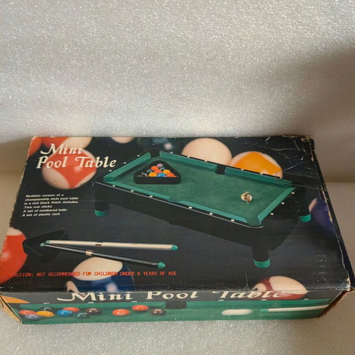 Mini pool table used, metal