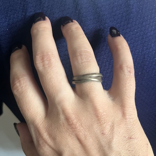Trivero ring used, silver color