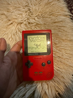 Game Boy Pocket μεταχειρισμένο, λειτουργεί κανονικά χωρίς παιχνίδι