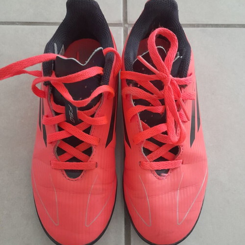 Adidas football shoes used, excellent condition