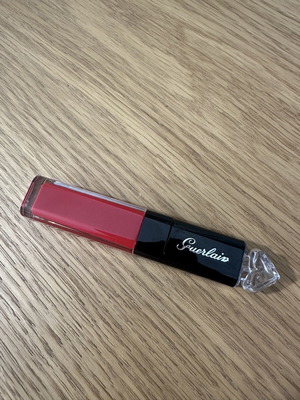 Guerlain red matte lipstick L120