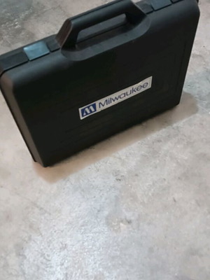 Milwaukee liquid tester like new
