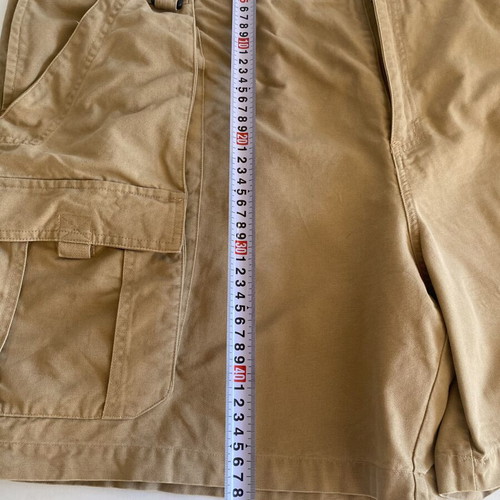 Columbia men's cargo shorts khaki size 3XL like new