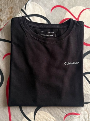 Calvin Klein short-sleeve shirt for boy 9-10 years like new, black