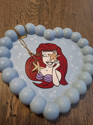 Handpainted plaster tray with acrylic colors