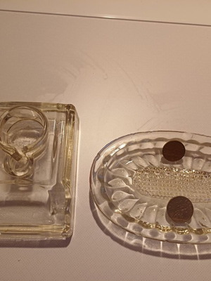 Crystal inkwell and small item holder like new, 1920s vintage