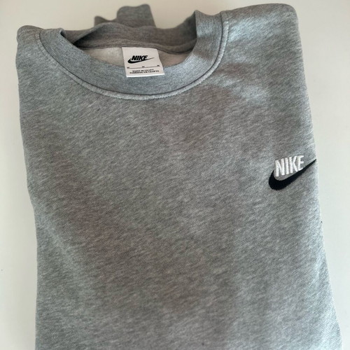 Nike men's sweatshirt gray size M like new