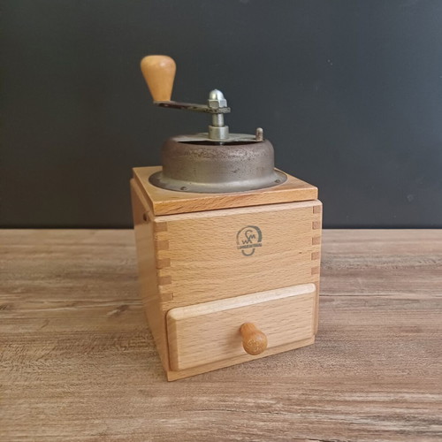 Klingenthal Wooden Coffee Grinder like new, 1950s-60s