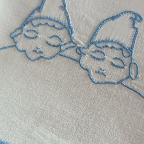 Vintage Hand-Embroidered Baby Blanket 1970s, like new, cotton gauze
