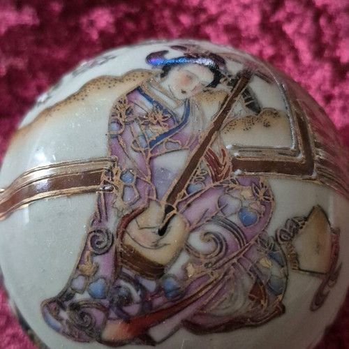 Chinese jewelry box with handmade embossed painting new