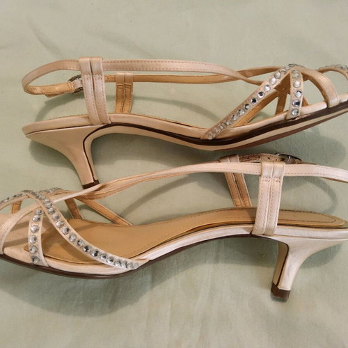 Clarks sandals size 37 used, beige-pink with stones, kitten heel