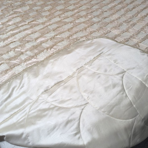 Double quilt bedspread 240x280 with two pillowcases 50x70, unused