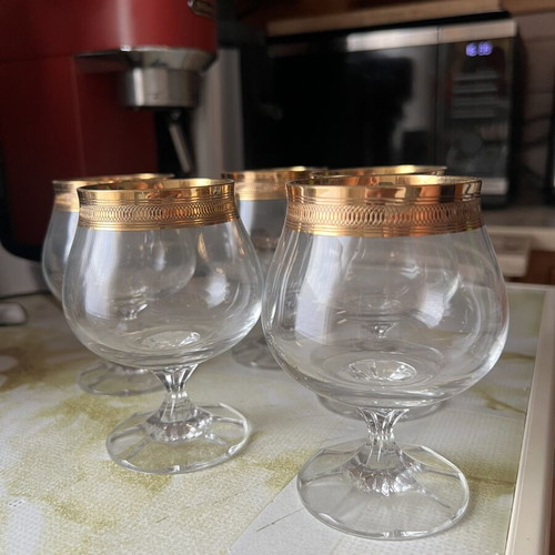 Cognac glasses like new, set of 5 with gold detail