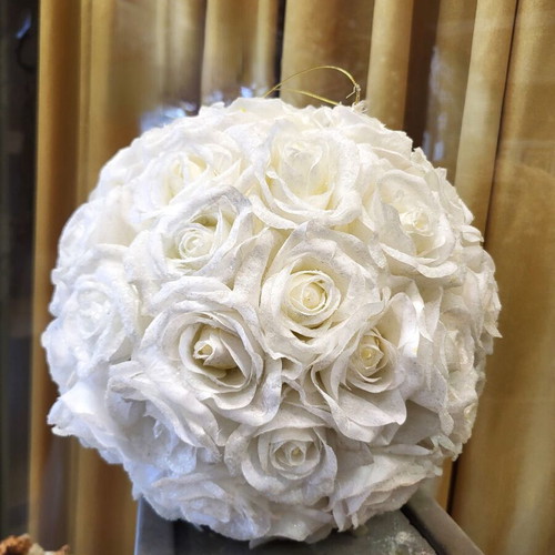 Decorative Ball of White Roses like new