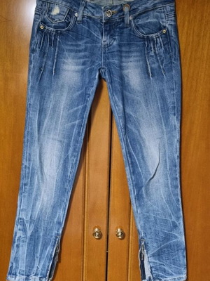 Fracomina women's blue denim pants size 38 like new