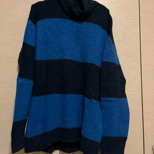 H&M sweater like new, blue and black with turtleneck