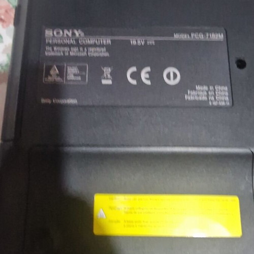 Sony Vaio PCG-7182M laptop used, screen black, no charger or memory