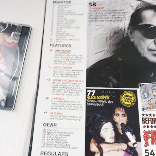 Total Guitar 146 March 2006 like new, English music magazine with CD