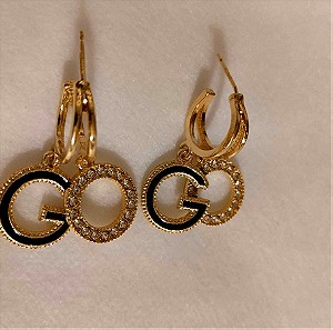 Ιδιαίτερα σκουλαρίκια διπλά  "GO"  σε χρυσό χρώμα  /G hoop earrings “GO”