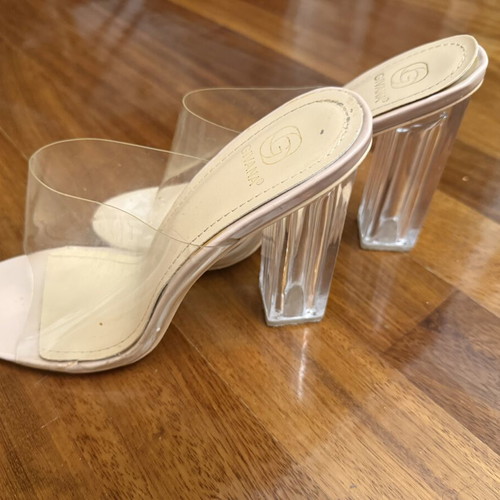 Transparent sandals like new, size 38, white beige