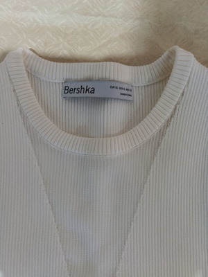 Bershka λευκό ριμπ crop top μέγεθος XS σαν καινούργιο