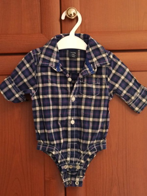 Gap baby bodysuit used for boy 0-3 months with long sleeves