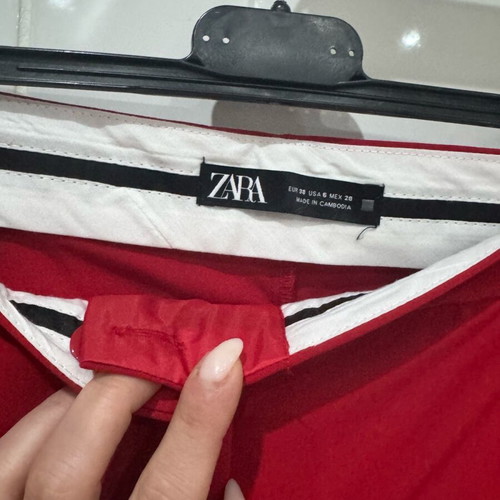 Zara pants with pockets like new, red