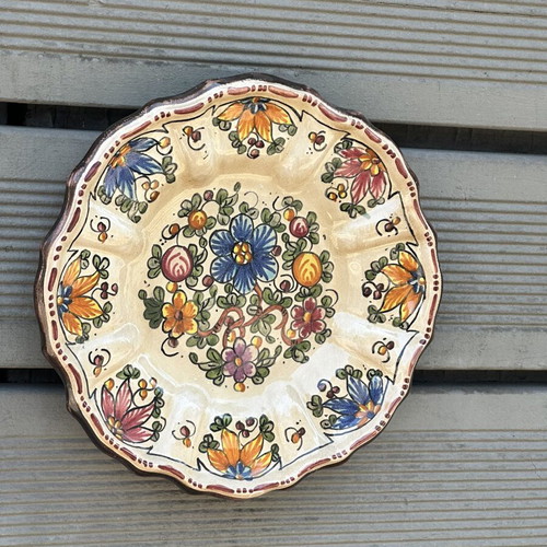 Fumanti Gubbio Italian Handmade Ceramic Decorative Plate 21 cm used