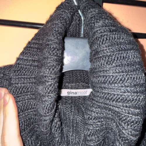 Gina Tricot Long Knit Sweater Black Medium New