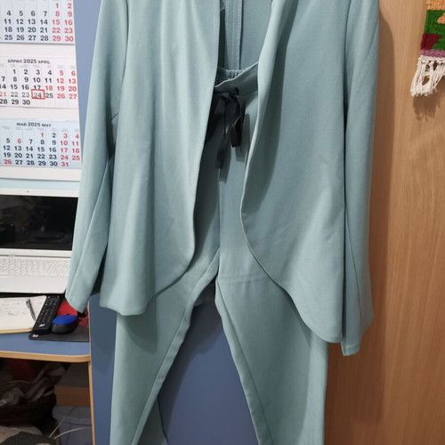 La Aurora women's suit new, green, elastic waistband, unlined jacket