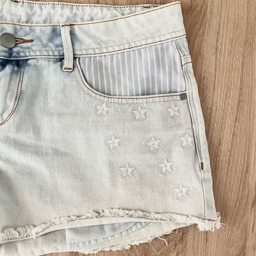 Esprit light-wash denim shorts with embroidered stars like new, size S-M