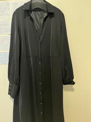 Tommy Hilfiger maxi slim fit and LQ wide dresses used, size XL, black and blue