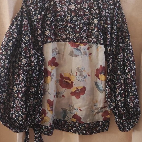 Kookai multicolor blouse relaxed fit with puff sleeve and bow, like new