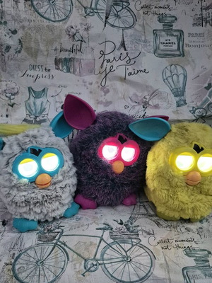 Furby set like new
