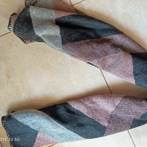 Women's scarf
