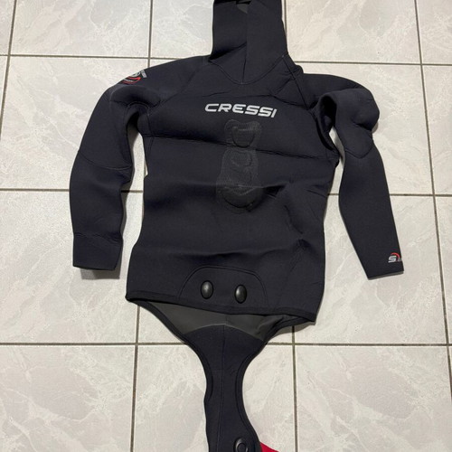 Cressi Sub 5mm Winter Diving Suit like new