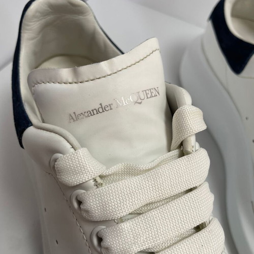 Alexander McQueen Oversized Sneakers like new, size 38, white