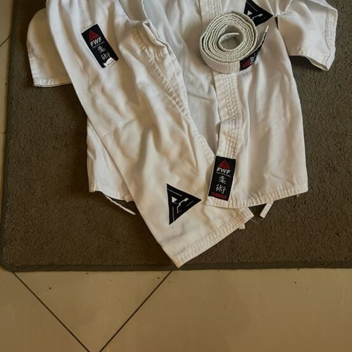 Jiu Jitsu uniform unisex like new