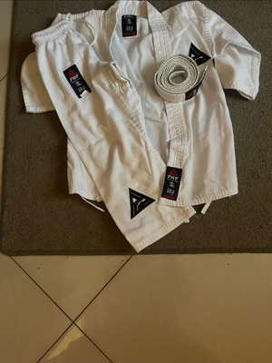 Jiu Jitsu uniform unisex like new