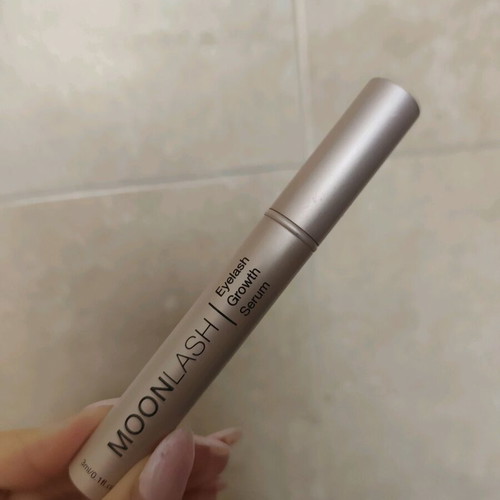 Moonlash eyelash and eyebrow serum like new