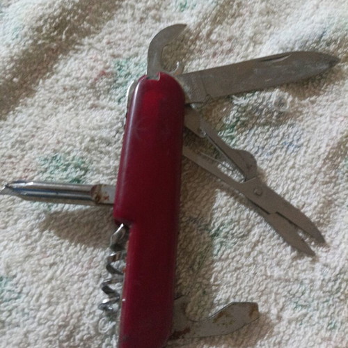 Swiss army knife keychain like new, multi-tool