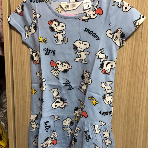 H&M Snoopy & Belle Dress new, ages 2-4, light blue