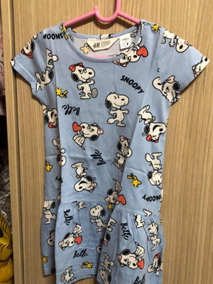 H&M Snoopy & Belle Dress new, ages 2-4, light blue