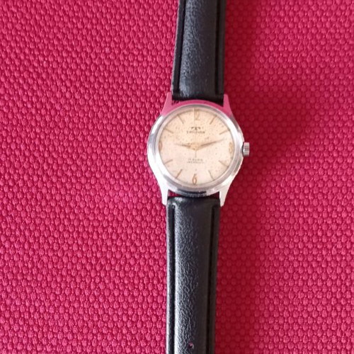 Vintage Technos men's winding watch used