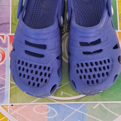 Children's sandals used, size 26, blue, in excellent condition