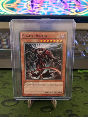Chaos Hunter Yu-Gi-Oh! card new SDMP-EN014 1st edition