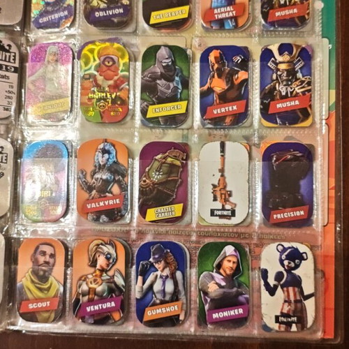 Brawl Stars metal tags used