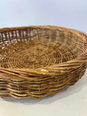 Handmade wicker basket 9x37